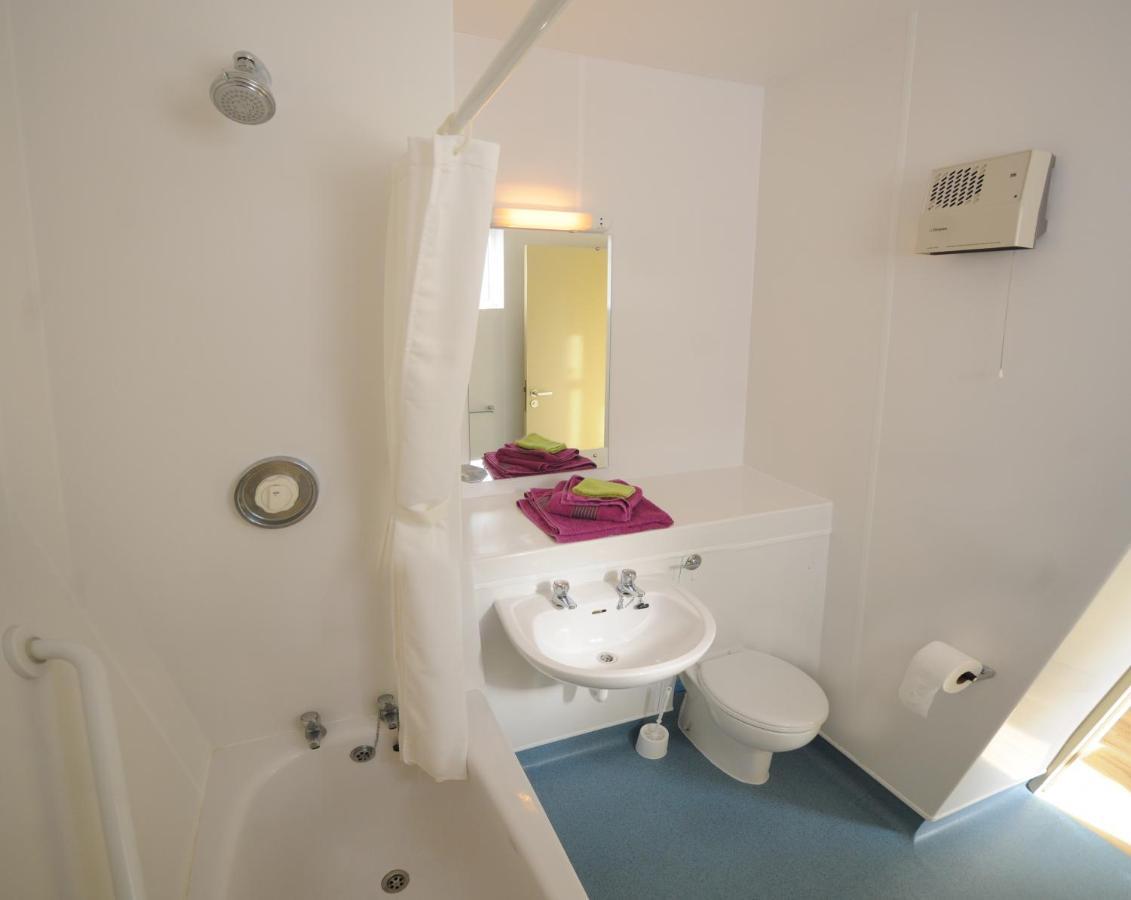 Corrib Village Rooms University Of Γκάλγουεϊ Εξωτερικό φωτογραφία