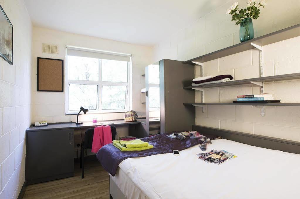 Corrib Village Rooms University Of Γκάλγουεϊ Εξωτερικό φωτογραφία